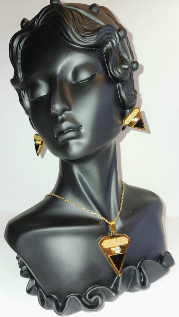 Set- Conic pearl